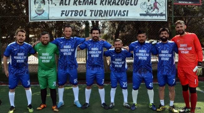 KİRAZOĞLU FUTBOL TURNUVASINDA ÇEYREK FİNALLLER OYNANDI