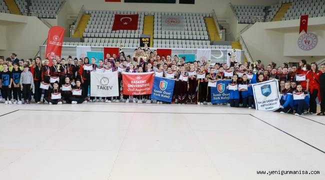 CİMNASTİK TÜRKİYE ŞAMPİYONASI MANİSA’DA YAPILDI