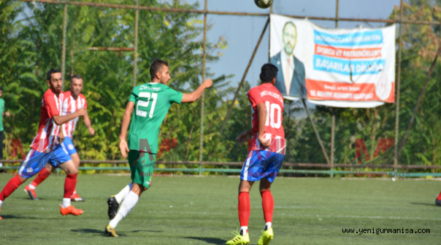 AHMETLİ BELEDİYESPOR PUANLA DÖNÜYOR (1-1)