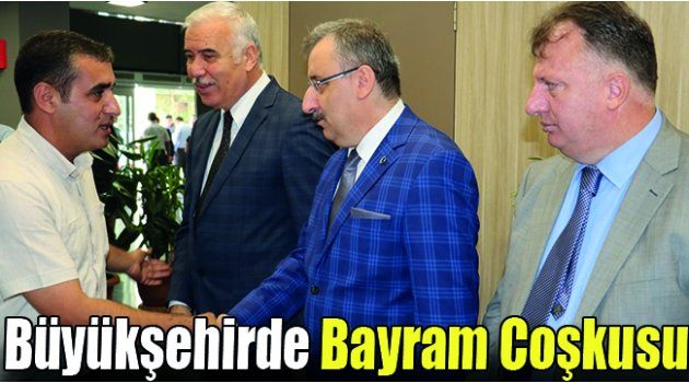 Büyükşehirde Bayram Coşkusu