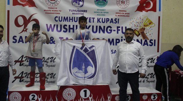 CUMHURİYET KUPASININ SAHİBİ YUNUSEMRE OLDU