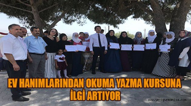 EV HANIMLARINDAN OKUMA YAZMA KURSUNA İLGİ ARTIYOR