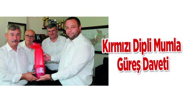 Kırmızı Dipli Mumla Güreş Daveti