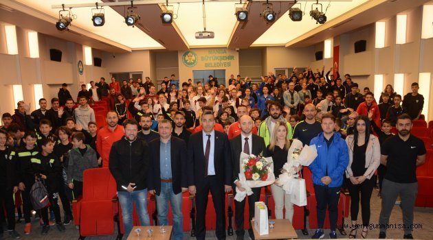 Manisa Büyükşehir Belediyespor Altyapısına Beslenme ve Anti-Doping Konulu Seminer