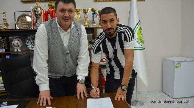 Manisa Büyükşehir Belediyespor,  Stoper Transfer Etti