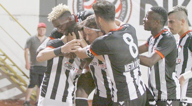 MANİSASPOR EVİNDE GÜLDÜ