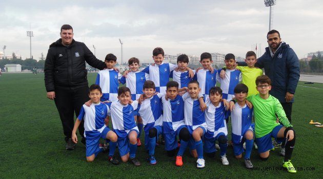 MİNİK YUNUSLAR MİNİ CUPTA 3.OLDU