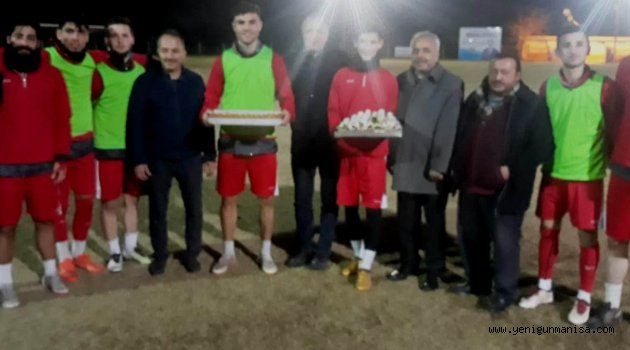 URGANLISPOR’ A BAKLAVA ZİYAFETİ