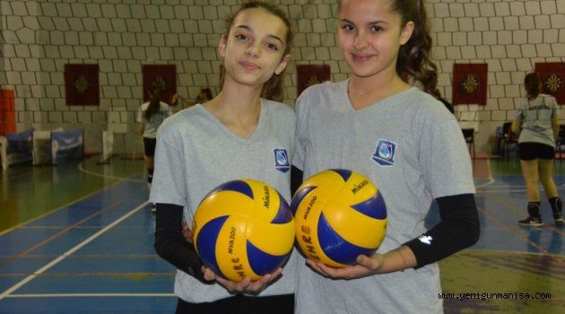 YUNUSEMRELİ VOLEYBOLCULAR MANİSA’YI TEMSİL EDECEK